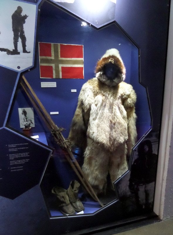 Polar suit - South Pole