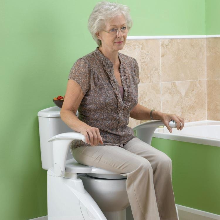 solo-toilet-lift-7881.jpg