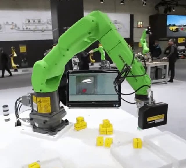 SmartSelect_20190605-170958_YouTube.mp4