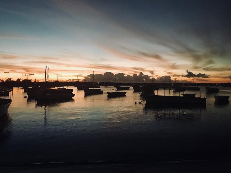 eb2a241a2fa2d657fe76e6a99ec154ee