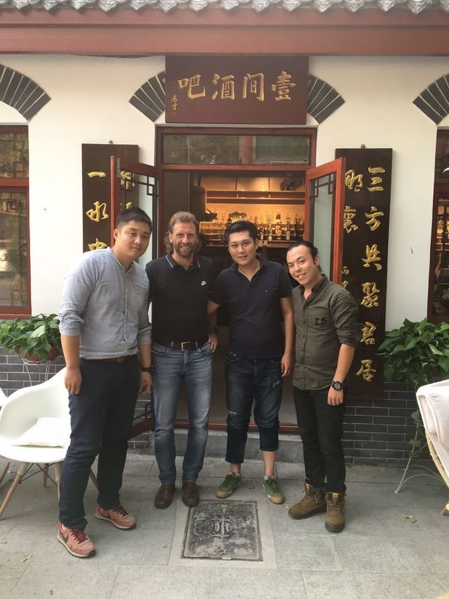 2488f6ab77421cb8f7c54ded56e7c576