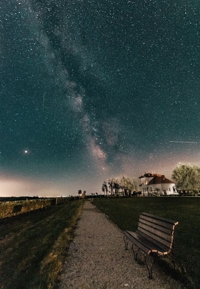 5ae997f834a0343a3c423a15403123af