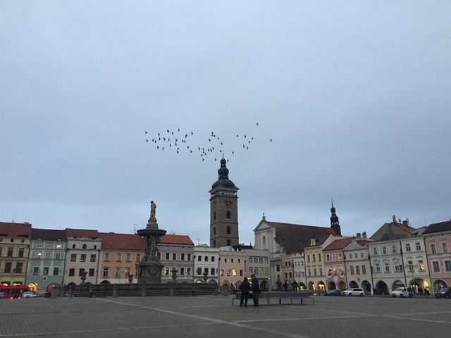 b5472f553041dae2081e3ac33235b2e1