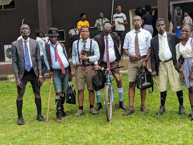 Nigerian old school clearance dressing