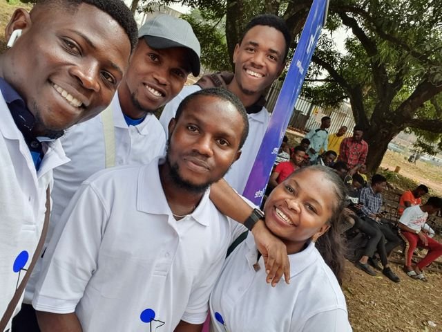 e983fb2c1483292fc1a6ed98ff126f09