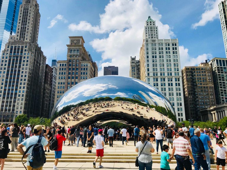 https://s3.us-east-2.amazonaws.com/partiko.io/img/limichelle21-the-bean--cloud-gate-chicago-ilqxvt4aev-1535911309501.png