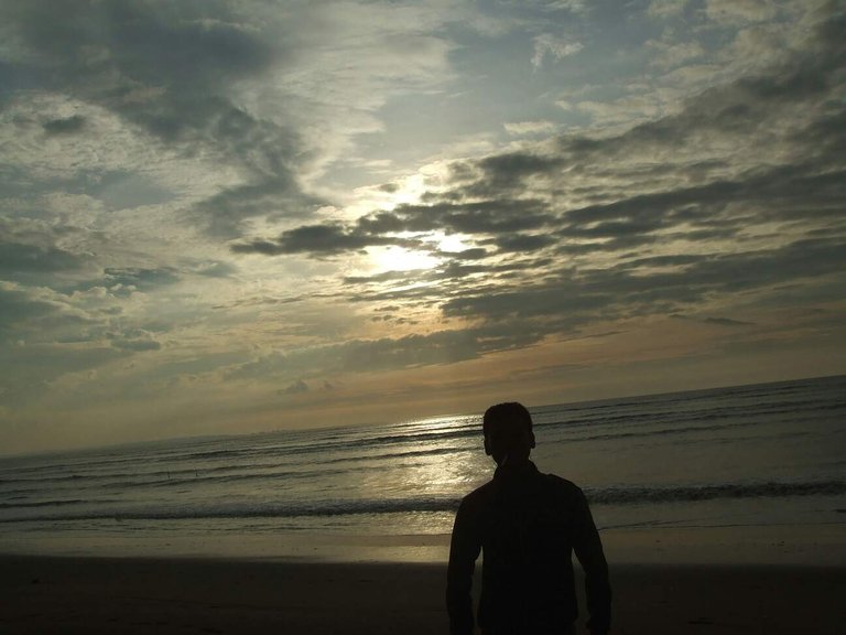 https://s3.us-east-2.amazonaws.com/partiko.io/img/muna-aceh-the-beauty-of-the-sunset6tplatoz-1534957693857.png