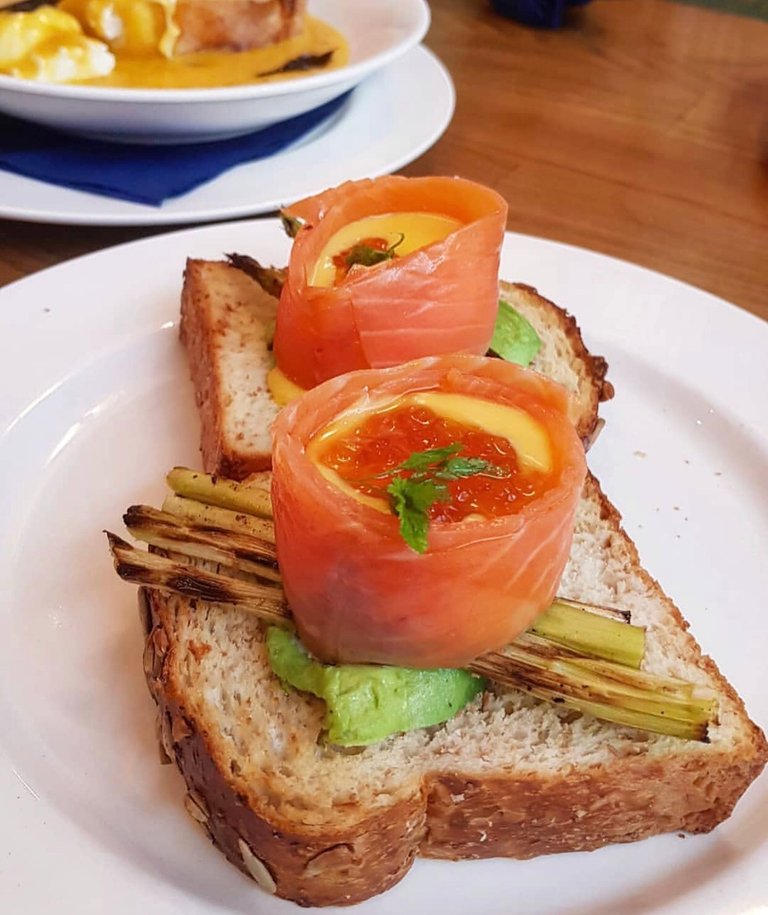 https://s3.us-east-2.amazonaws.com/partiko.io/img/roldking-smoked-salmon-on-toast-39lqxp5f-1543501937436.png