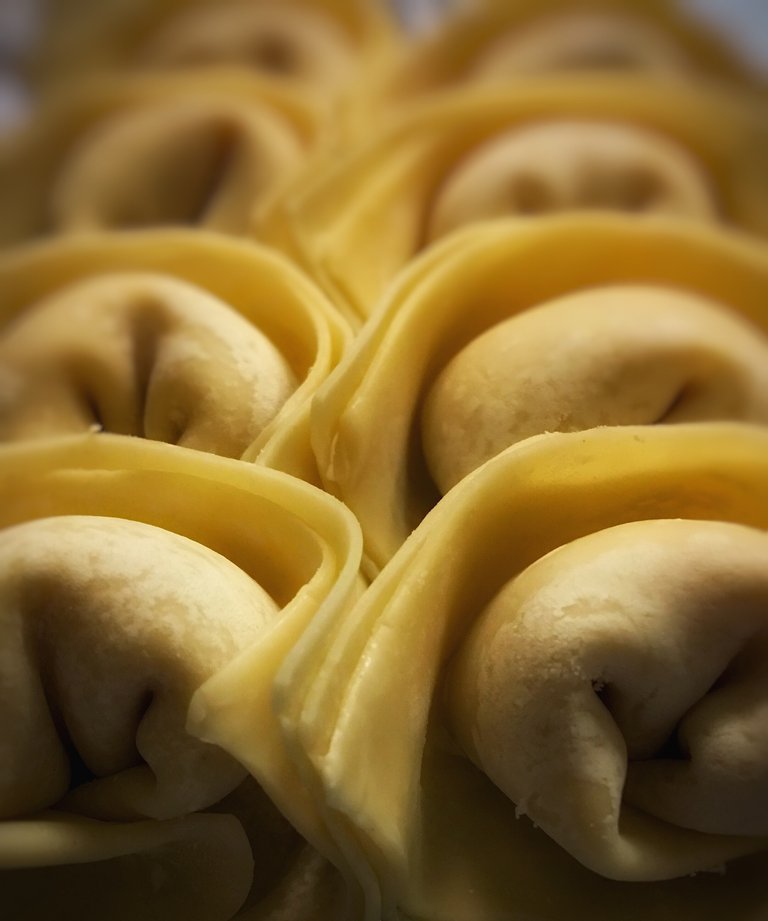 https://s3.us-east-2.amazonaws.com/partiko.io/img/vicky1223-wonton-is-a-kind-of-food-that-shanghai-people-like-to-eatz2bvqdwa-1534672146651.png