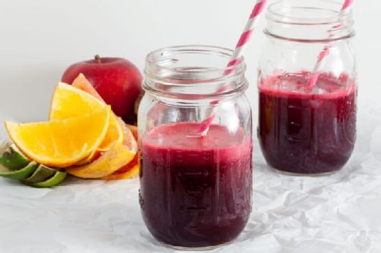 Citrus Sunrise {Beet, Grapefruit, And Carrot Juice}