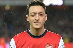 1554497940_ozil.jpg