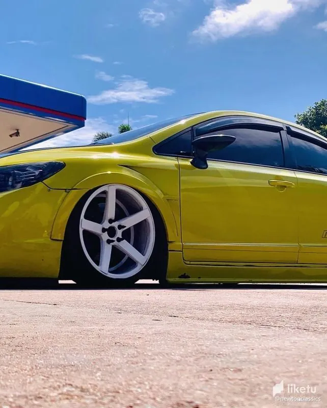 cl5teofxl00mh0qmqfxlabbq2_Thailand-Yellow-0022.jpg