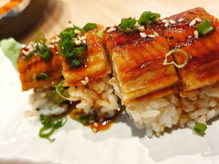 Unagi Sushi Sides.png