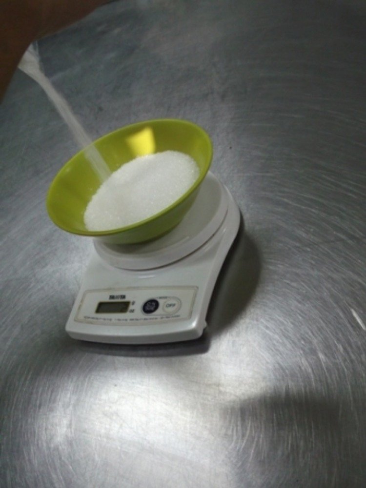 penimbangan-bahan.jpg