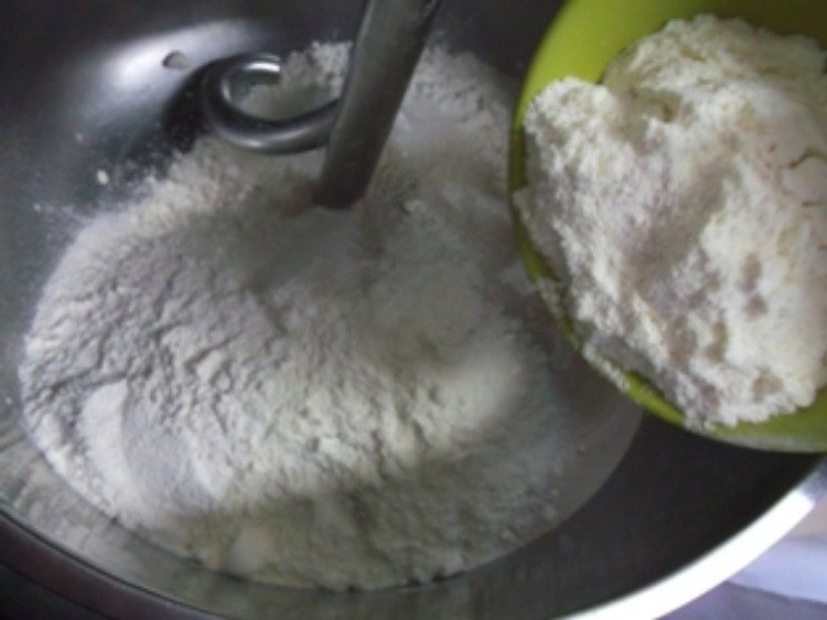 pencmpuran-bahan.jpg