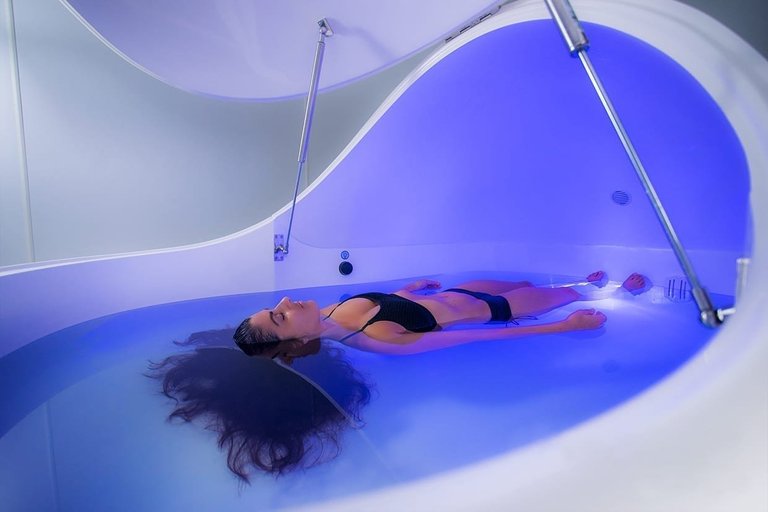 float-therapy-urban-float-the-sunday-edit_mn.jpg