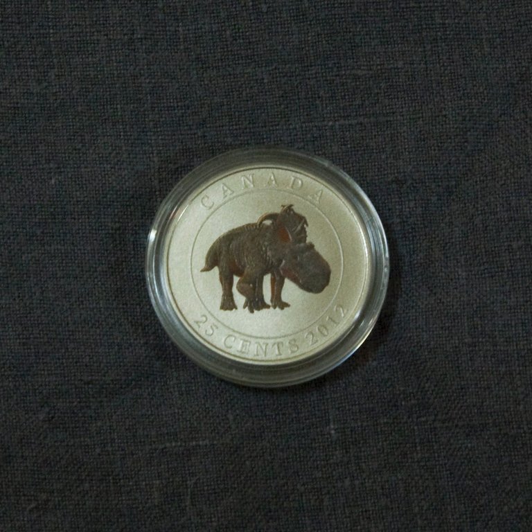 RCM 25 Cent Pachyrhinosaurus Lukustai Tails.jpg