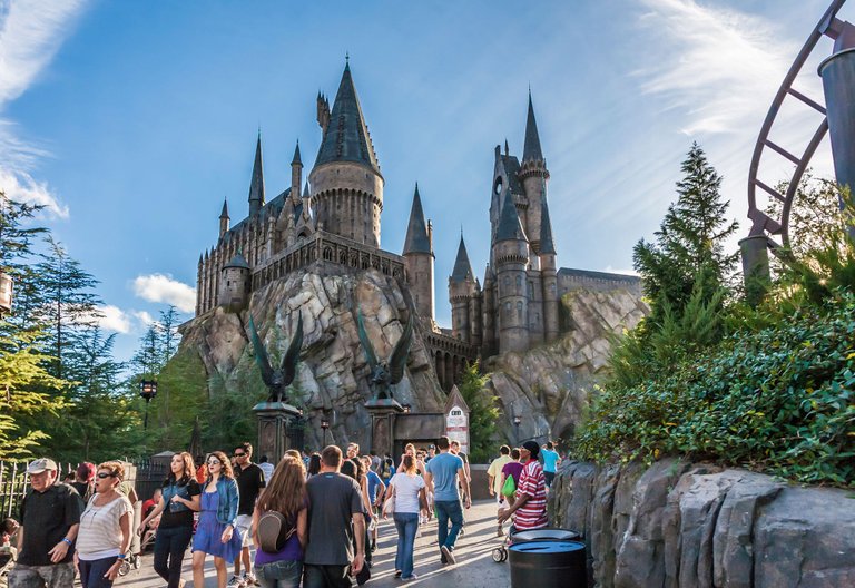 170518-universal-studios-cost-wizarding-world-harry-potter.jpg