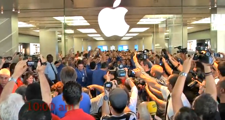 apple-shopping-frenzy.png