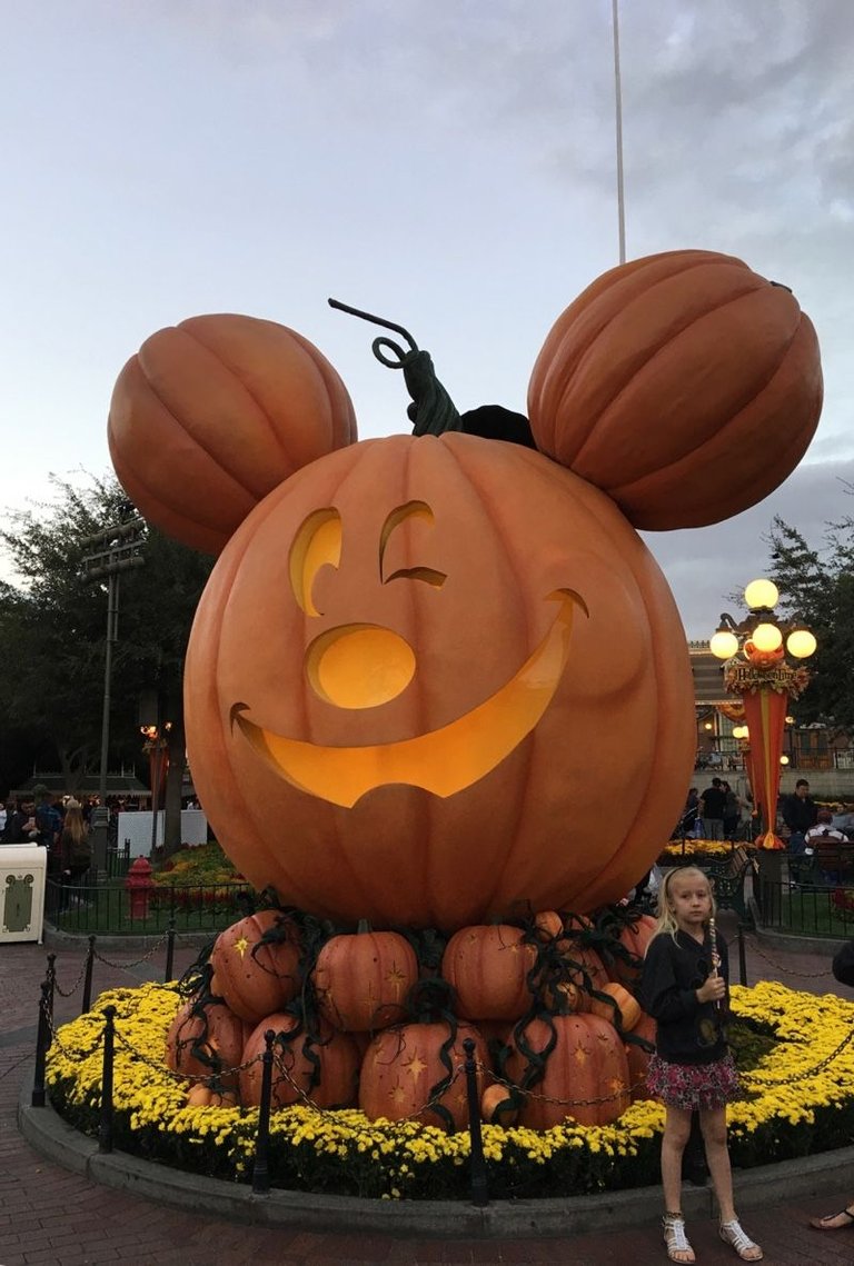 ryo-halloween-disney-11.jpg