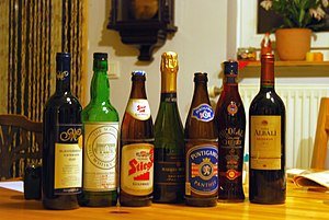 300px-Common_alcoholic_beverages.jpg