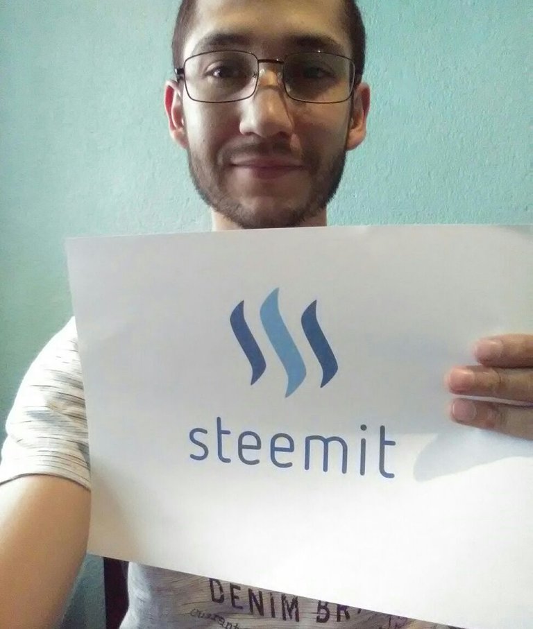 SteemitSelfie.jpeg