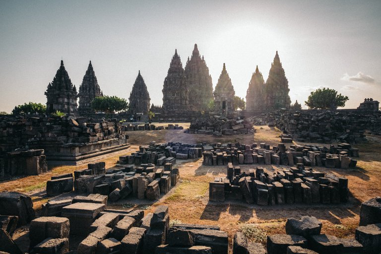 prambanan_1.jpg