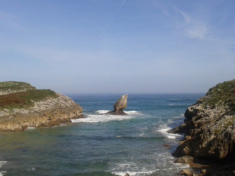 llanes02.jpg