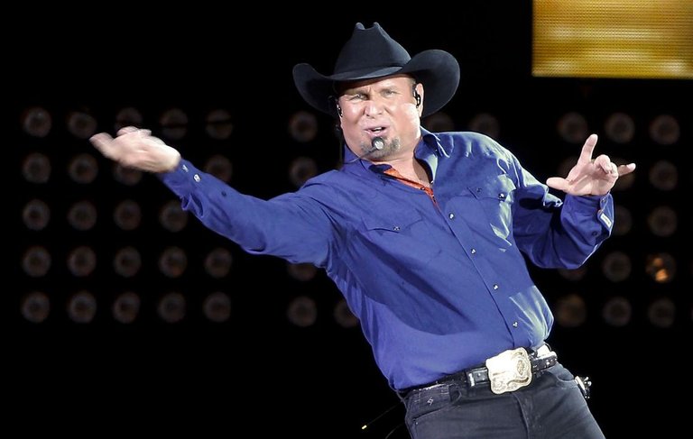 Books_Garth_Brooks.JPG_t1140.jpg