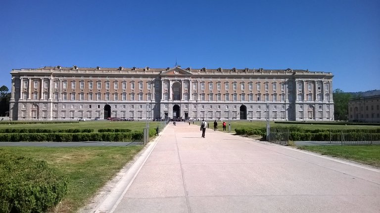 Reggia di Caserta Facciata.jpg