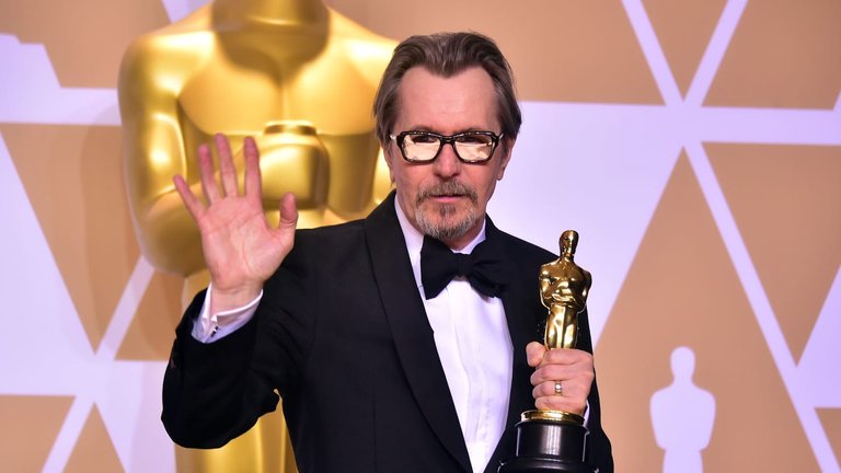 GaryOldman_wmg1me.jpg