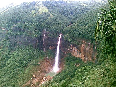 Nohkalikai-Falls.jpg