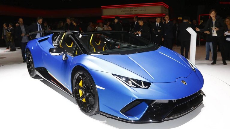 lamborghini-al-salone-di-ginevra-2018.jpg