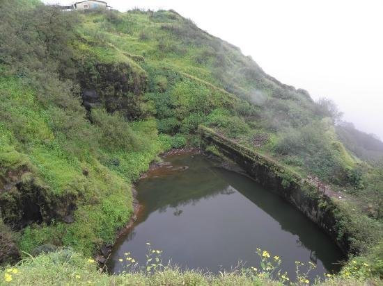 pratapgad-fort.jpg