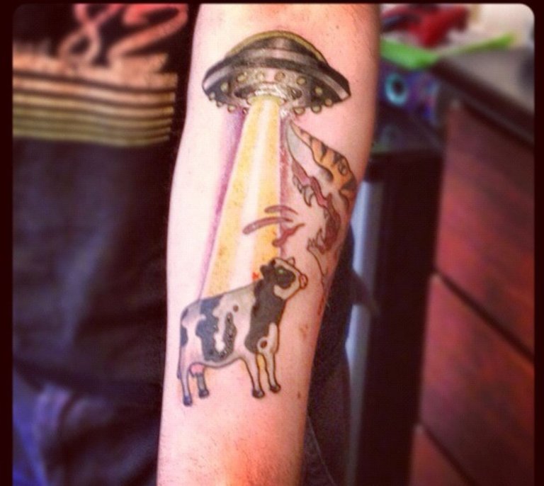 ufo-tattoo.jpg