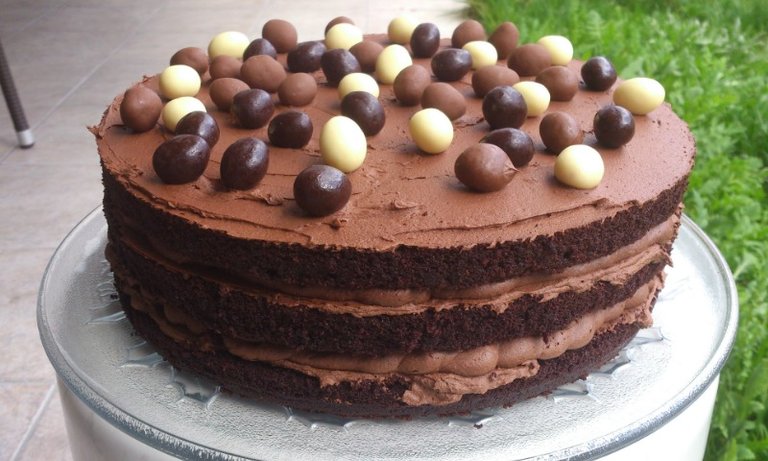 easter cake.jpg