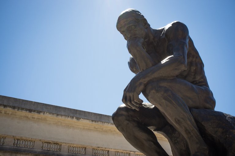 Rodin's_The_Thinker.jpg