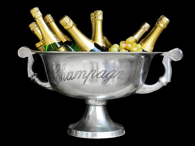 champagne-1500248_640.jpg