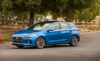 2018-Hyundai-Elantra-GT-hatchback-104.jpg