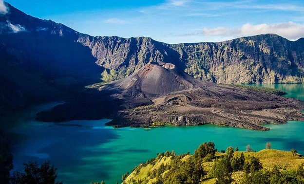 pendakian-gunung-rinjani-lombok.jpg