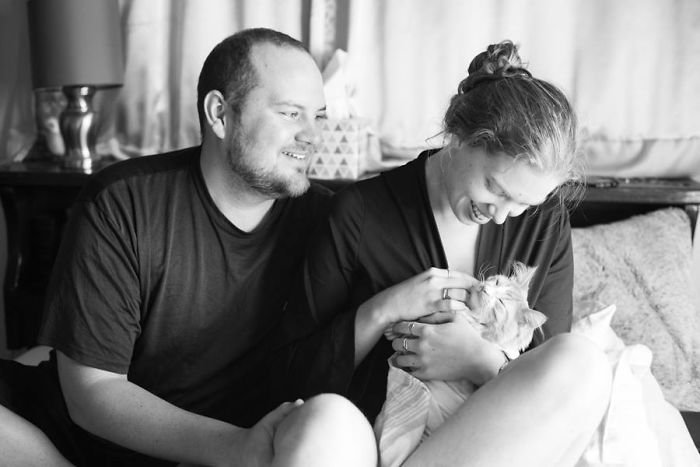 cat-birth-photoshoot-lucy-schultz-10-5a5dad1ab56d0__700.jpg