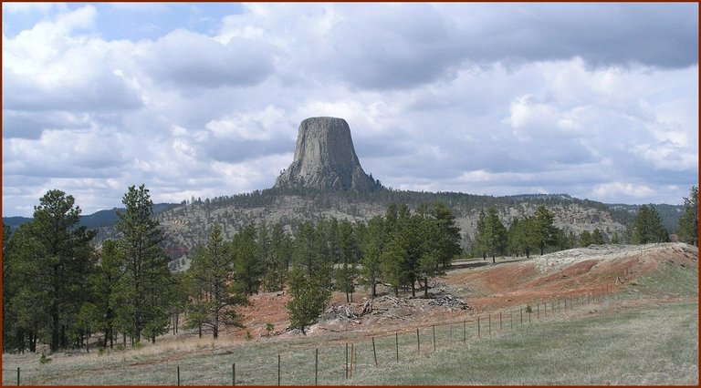 DEVILS TOWER.jpg