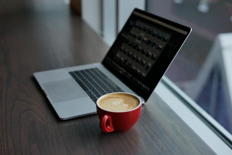 laptop-coffee_925x.jpg