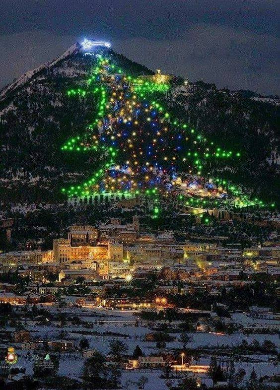 Gubbio, Perugia, Italia.jpg