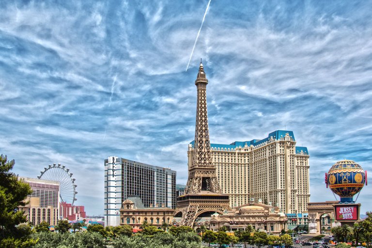 Las-Vegas-Strip-HDR-001.jpg