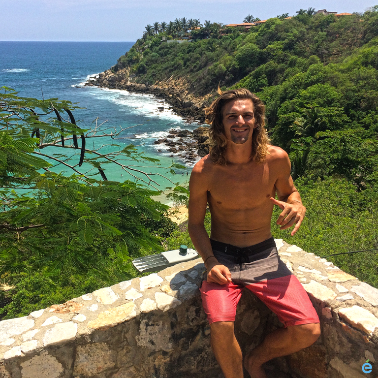 mitch-puerto-escondido-june-2016-shaka-above-the-surf.png