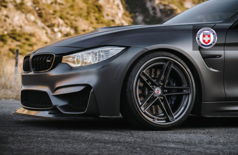 Matte-Black-BMW-M4-With-HRE-Wheels-Image-4-830x541.jpg