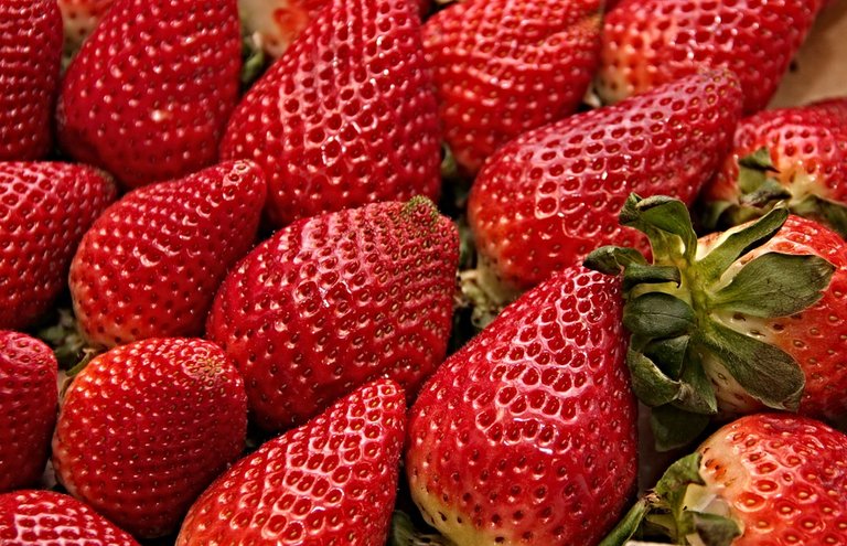 strawberries-3251091_960_720.jpg