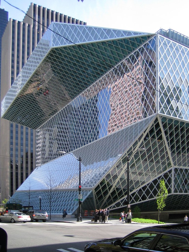 Seattle_Central_Library,_Seattle,_Washington_-_20060418.jpg