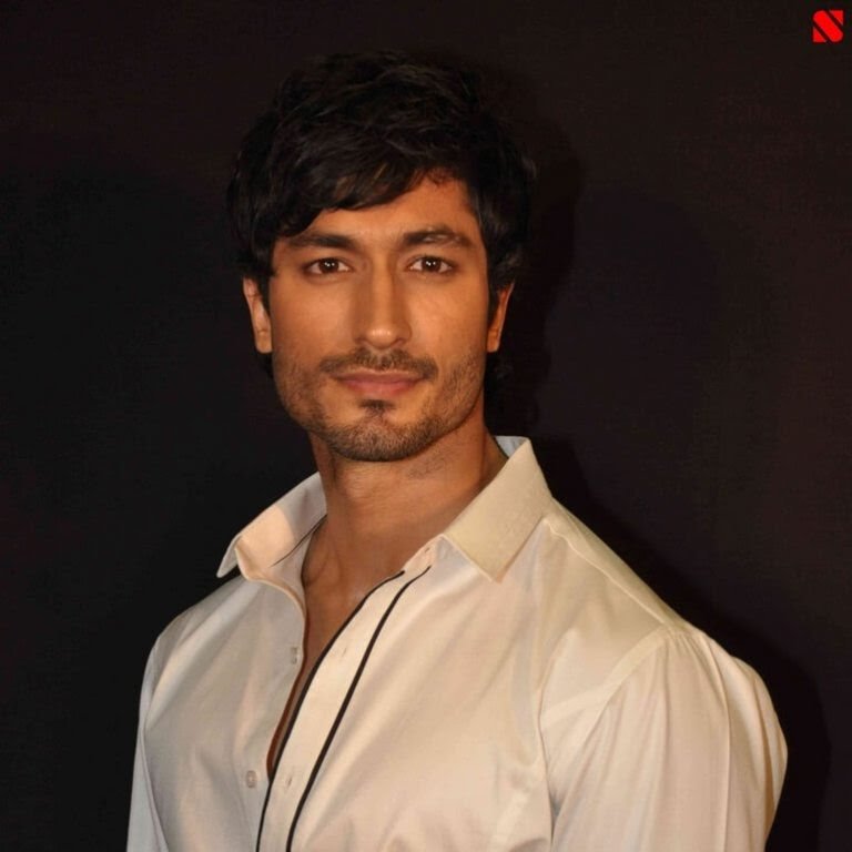 Vidyut-Jamwal.jpg